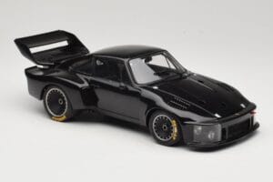 Porsche 935 Turbo Group 5 1976 Exoto 1:18 18101 Metall – Bild 6 von 8