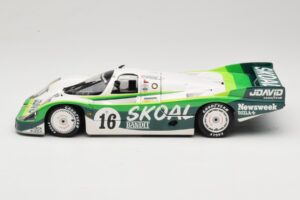 Porsche 956L #16 Skoal Bandit G. Edwards / D. Sears / M. Bleekemolen 24 Hours of Le Mans 1983 Minichamps 1:18 183836916 Metal – Bild 4 von 8