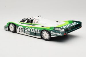Porsche 956L #16 Skoal Bandit G. Edwards / D. Sears / M. Bleekemolen 24 Hours of Le Mans 1983 Minichamps 1:18 183836916 Metal – Bild 7 von 8
