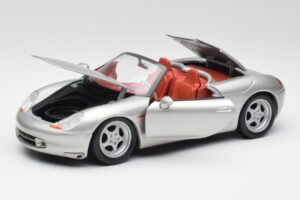 Porsche Boxster 986 Silber Maisto 1:18 37800-M3 Metall – Bild 2 von 8