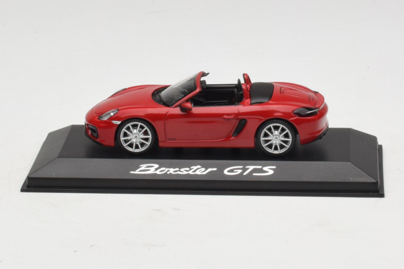 Porsche Boxster 981 GTS Rot Minichamps 1:43 WAP0200140E Metall