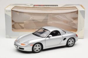 Porsche Boxster 986 Hard Top Silber UT Models 1:18 27854 Metall – Bild 8 von 8