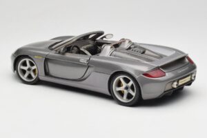 Porsche Carrera GT Grau Metallic Maisto 1:18 36622-R1 Metall – Bild 7 von 8