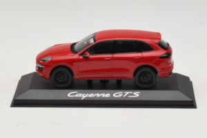 Porsche Cayenne 958 GTS Rot Minichamps 1:43 WAP0200070E Metall