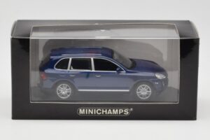 Porsche Cayenne S Blau Minichamps 1:43 WAP02061217 Metall – Bild 4 von 4
