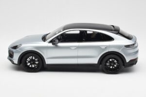 Porsche Cayenne E3 S Coupe Dolo Silber Norev 1:18 WAP0213220K Metall – Bild 3 von 6