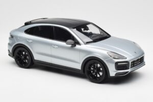 Porsche Cayenne E3 S Coupe Dolo Silber Norev 1:18 WAP0213220K Metall – Bild 4 von 6