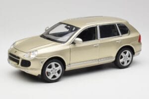 Porsche Cayenne Turbo 955 Beige Maisto 1:18 WAP02100113 Metall