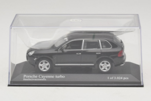 Porsche Cayenne 955 Turbo Black Metallic Minichamps 1:43 400061080 Metall – Bild 4 von 5