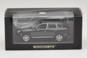 Porsche Cayenne 955 Turbo Black Metallic Minichamps 1:43 400061080 Metall – Bild 5 von 5