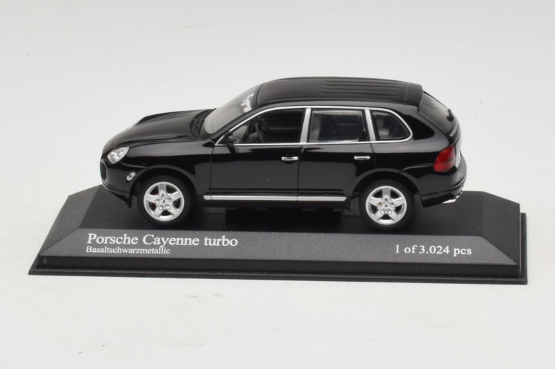 Porsche Cayenne 955 Turbo Black Metallic Minichamps 1:43 400061080 Metall