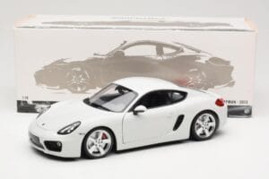 Porsche Cayman 981 Weiss Minichamps 1:18 113062221 Metall – Bild 8 von 8