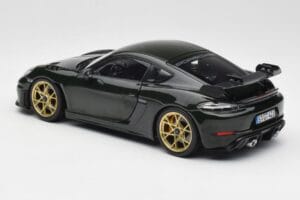 Porsche Cayman GT4 RS 982 Weissach Package Brewster Green Norev 1:18 187250 Metall – Bild 7 von 8