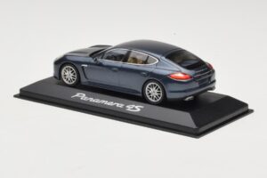 Porsche Panamera 970 4 Blau Metallic Minichamps 1:43 400068220 Metall – Bild 3 von 4