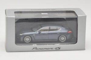 Porsche Panamera 970 4 Blau Metallic Minichamps 1:43 400068220 Metall – Bild 4 von 4