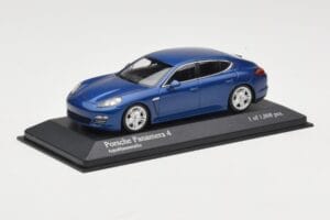 Porsche Panamera 970 4S Blue Metallic Minichamps 1:43 WAP0200419 Metall – Bild 2 von 3