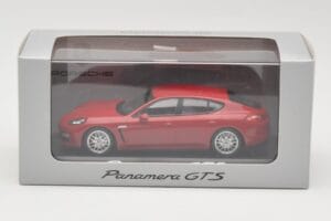 Porsche Panamera 970 GTS Rot Minichamps 1:43 WAP0200230C Metall – Bild 4 von 4