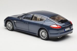 Porsche Panamera 970 S Blau Minichamps 1:18 WAP02100119 Metall – Bild 7 von 8