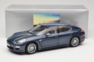 Porsche Panamera 970 S Blau Minichamps 1:18 WAP02100119 Metall – Bild 8 von 8