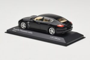 Porsche Panamera 970 Turbo Schwarz Metallic Minichamps 1:43 400068271 Metall – Bild 3 von 4
