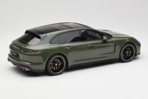 Porsche Panamera Turbo S 971 Sport Turismo Grün GT Spirit 1:18 GT447 Resin – Bild 2 von 6