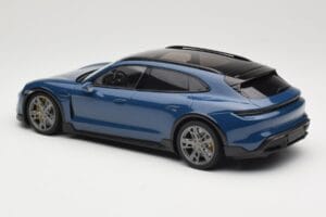 Porsche Taycan J1 Turbo S Cross Turismo Blau Minichamps 1:18 155069301 Metall – Bild 5 von 6