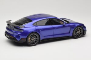 Porsche Taycan J1 Turbo GT Purple Sky Metallic GT Spirit 1:18 GT520 Resin – Bild 2 von 6