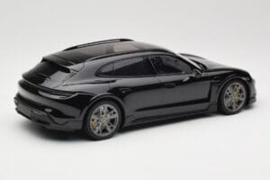 Porsche Taycan J1 Turbo S Cross Turismo Schwarz Minichamps 1:18 155069300 Metall – Bild 2 von 6