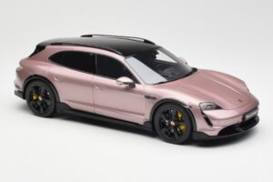 Porsche Taycan Turbo S Cross Turismo Metallic Pink GT Spirit 1:18 GT440 Resin – Bild 4 von 6