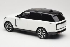 Land Rover Range Rover L460 P530 Autobiography Fuji White GT Spirit 1:18 GT533 Resin – Bild 5 von 6