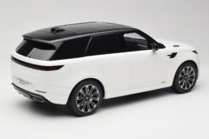 Range Rover Sport L461 P510e Fuji White GT Spirit 1:12 GT553 Resin – Bild 2 von 6