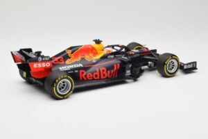 Red Bull Racing RB16 #33 M. Verstappen Winner 70th Anniversary GP 2020 Minichamps 1:18 110200533 Metall – Bild 2 von 6