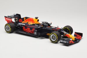 Red Bull Racing RB16 #33 M. Verstappen Winner 70th Anniversary GP 2020 Minichamps 1:18 110200533 Metall – Bild 4 von 6