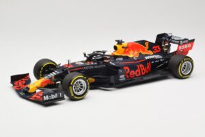 Red Bull Racing RB16 #33 M. Verstappen Winner 70th Anniversary GP 2020 Minichamps 1:18 110200533 Metall