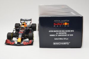 Red Bull Racing RB16 #33 M. Verstappen Winner 70th Anniversary GP 2020 Minichamps 1:18 110200533 Metall – Bild 6 von 6