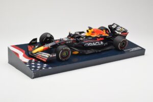 Red Bull Racing RB18 #1 M. Verstappen Winner Austin GP 2022 Minichamps 1:18 113222901 Metall – Bild 2 von 6