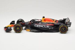 Red Bull Racing RB19 #1 M. Verstappen Winner Monaco GP 2023 Minichamps 1:18 110230701 Metall – Bild 3 von 6
