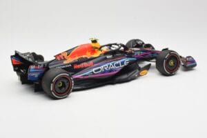 Red Bull Racing RB19 #11 S. Perez 2nd Place Miami GP 2023 Minichamps 1:18 110230511 Metall – Bild 2 von 6