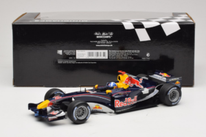 Red Bull RB1 Cosworth #14 D. Coulthard Red Bull Racing Showcar 2005 Minichamps 1:18 100050084 Metall – Bild 6 von 7