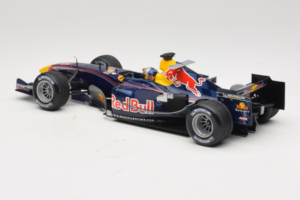 Red Bull RB1 Cosworth #15 C. Klien Red Bull Racing Showcar 2005 Minichamps 1:18 100050085 Metall – Bild 5 von 7