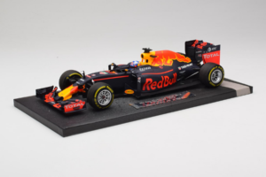 Red Bull RB12 Tag Heuer #3 D. Ricciardo Red Bull Racing Showcar 2016 Minichamps 1:18 117160003 Resin – Bild 2 von 7