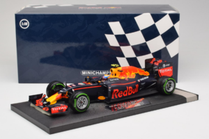 Red Bull RB12 Tag Heuer #33 M. Verstappen Red Bull Racing Showcar 2016 Minichamps 1:18 117161233 Resin – Bild 7 von 7