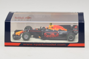 Red Bull RB13 Tag Heuer #33 M. Verstappen 3rd Chinese Grand Prix 2017 Spark 1:43 S5037 Resin – Bild 4 von 4