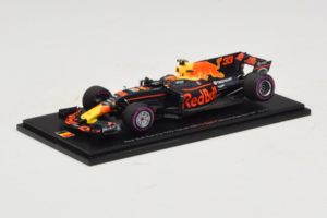 Red Bull RB13 Tag Heuer #33 M. Verstappen Belgian Grand Prix 2017 Spark 1:43 AM33SP8 Resin – Bild 2 von 4