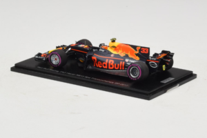 Red Bull RB13 Tag Heuer #33 M. Verstappen Belgian Grand Prix 2017 Spark 1:43 AM33SP8 Resin – Bild 3 von 4