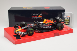 Red Bull RB18 #1 M. Verstappen Oracle Red Bull Racing Japanese Grand Prix Winner World Champion 2022 Minichamps 1:18 11322280 – Bild 7 von 7