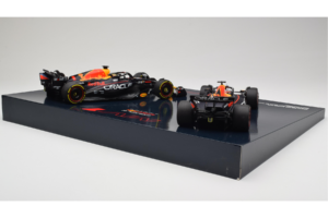 Red Bull RB19 Honda RBPT #1 M. Verstappen Oracle Red Bull Racing Qatar Grand Prix World Champion 2023 Minichamps 1:18 1122318 – Bild 5 von 6