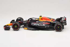 Red Bull RB19 #11 S. Perez Oracle Red Bull Racing Saudi Arabian Grand Prix Winner 2023 Minichamps 1:18 110230111 Resin – Bild 3 von 6