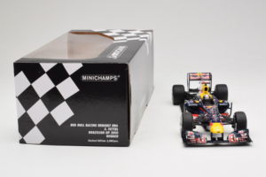 Red Bull RB6 Renault #5 S. Vettel Red Bull Racing Brazilian Grand Prix Winner 2010 Minichamps 1:18 110100205 Metall – Bild 7 von 7