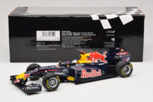 Red Bull RB7 Renault #1 S. Vettel Red Bull Racing Showcar 2011 Minichamps 1:18 110110071-1 Metall – Bild 6 von 7